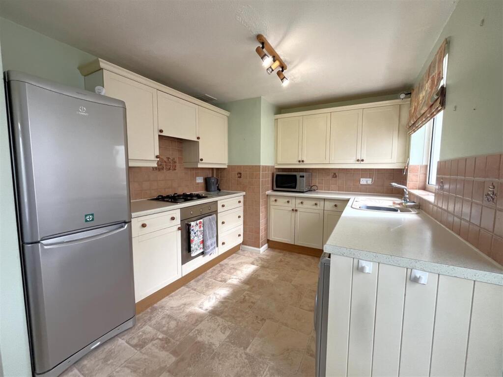 House in Weymouth, Overcombe - View 5