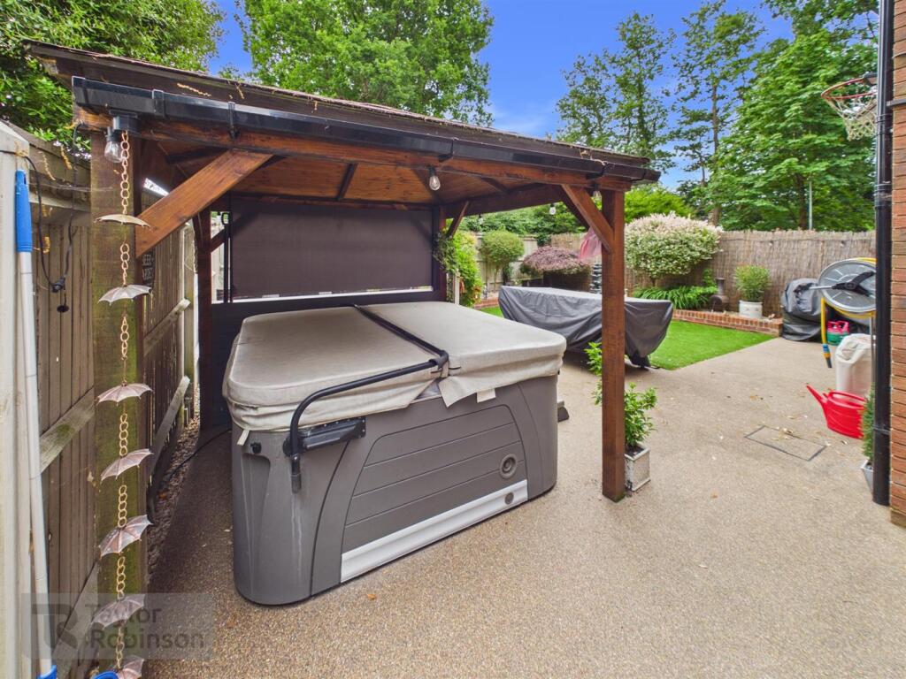Property photo 9