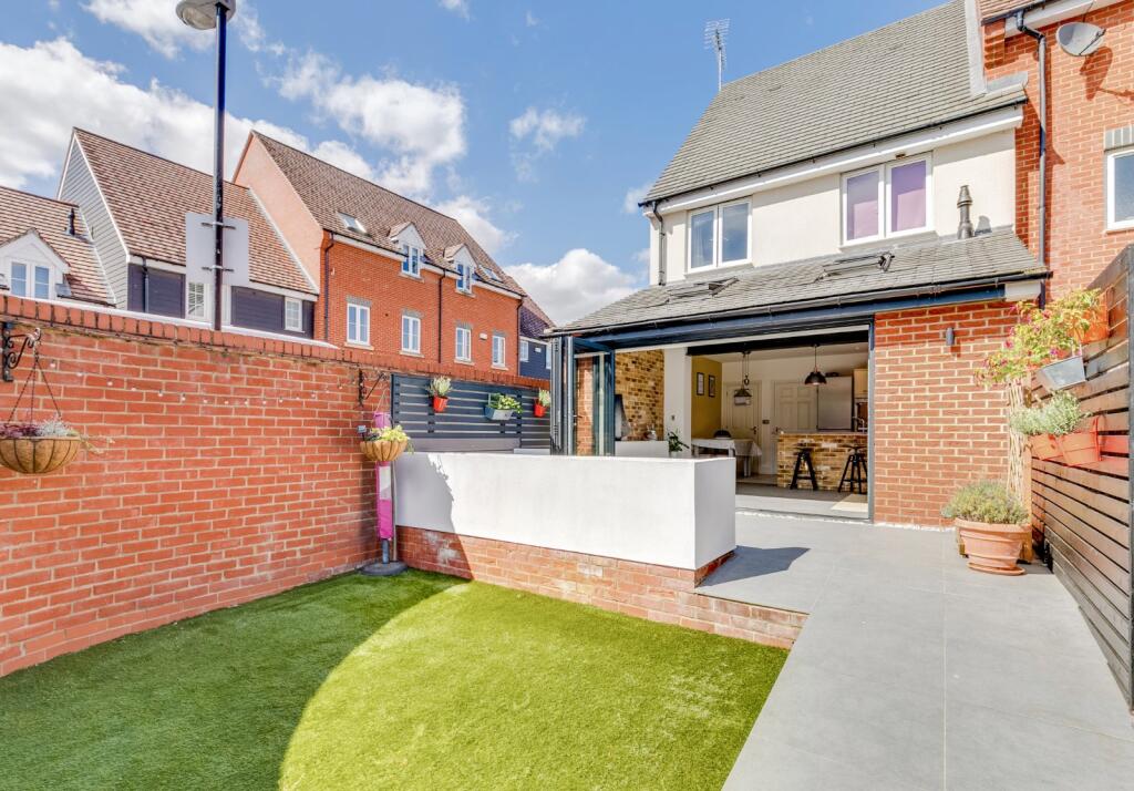 Main image of property: Pembridge Gardens, Bragbury End, Hertfordshire, SG2