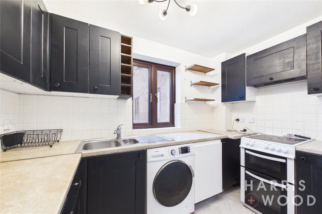 Apartment in Chelmsford, Springfield - View 4