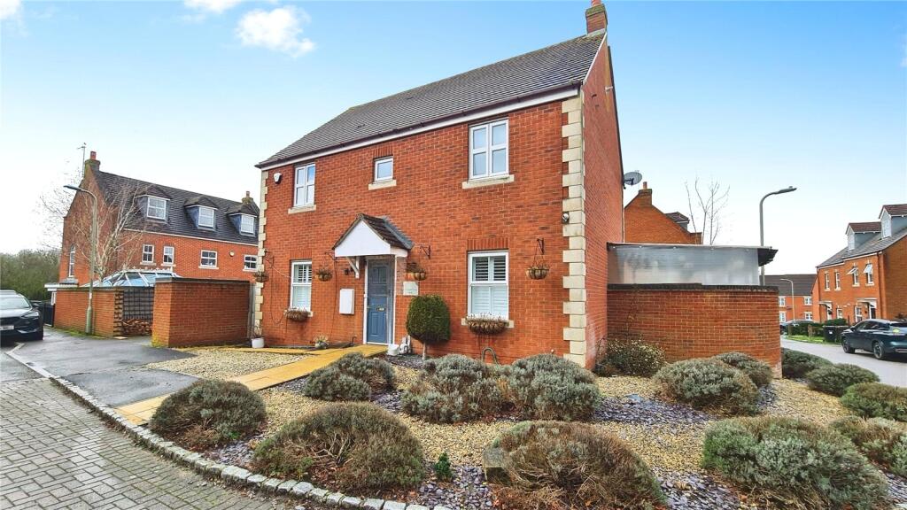 Main image of property: Kingfisher Grove, Three Mile Cross, Reading, RG7