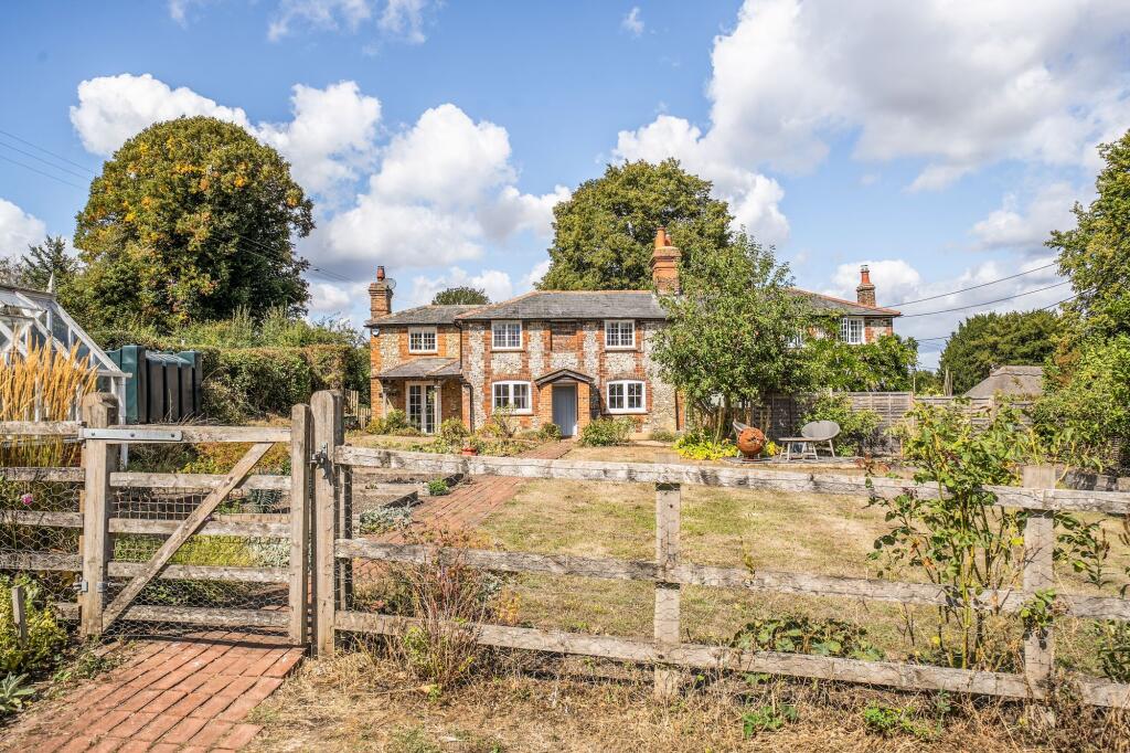 Main image of property: Tunworth, Basingstoke, RG25