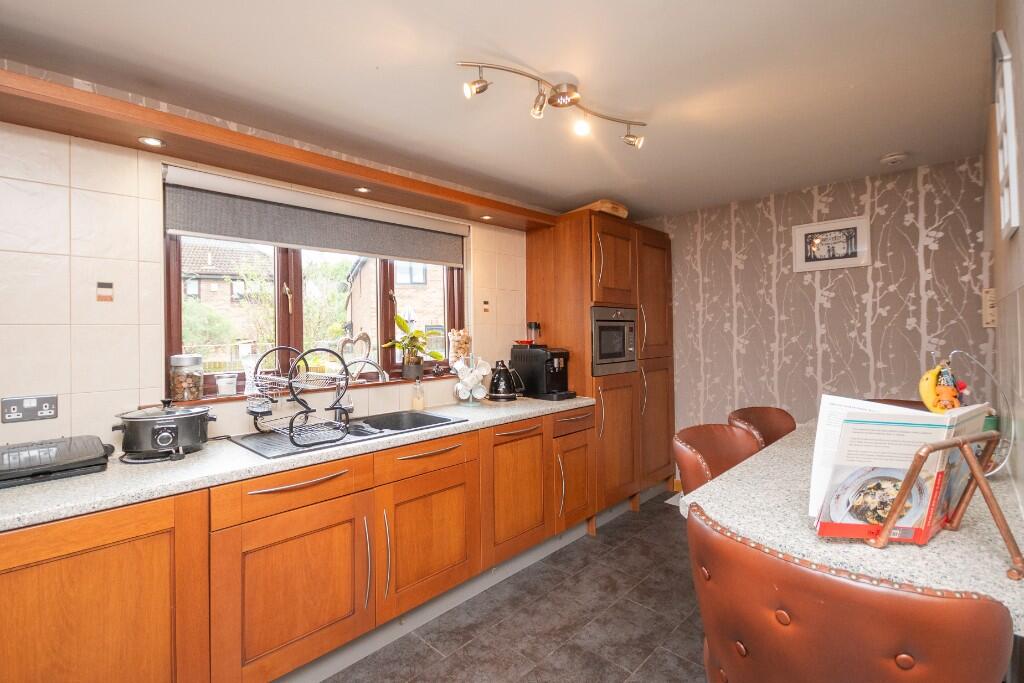 House in 14 Edenside, North Lanarkshire - View 3
