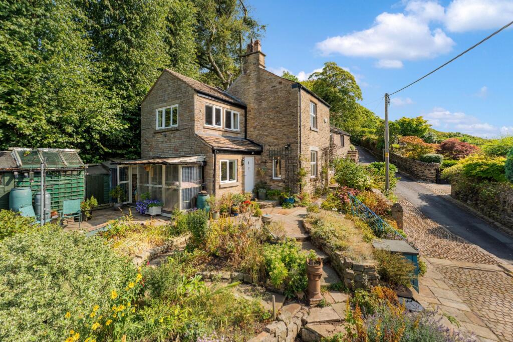 Main image of property: Beeston Brow Bollington SK10