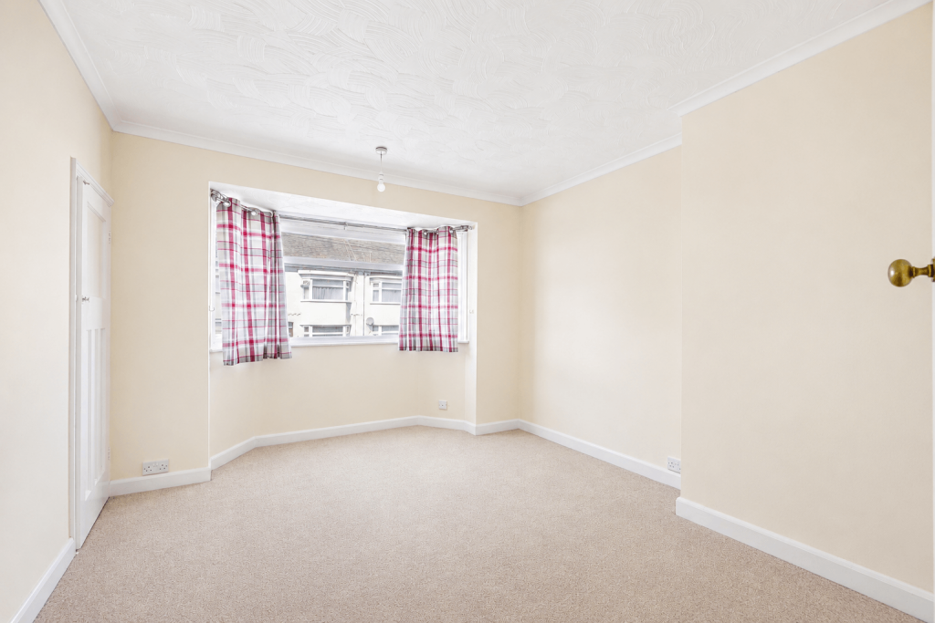 House in Chatham, Medway - View 6