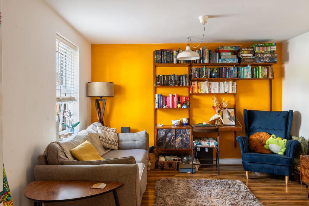 Apartment in Bristol, Redfield - View 2