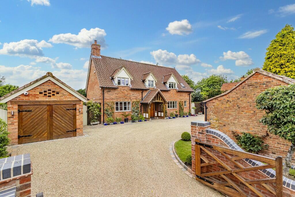 Main image of property: Blacksmiths Cottage, Main Street, Norwell  NG23 6JN