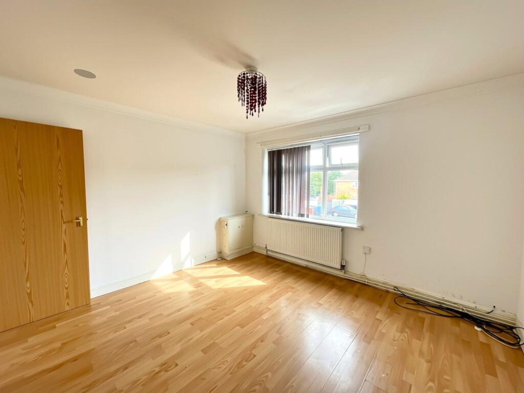 Apartment in Stockport - View 2