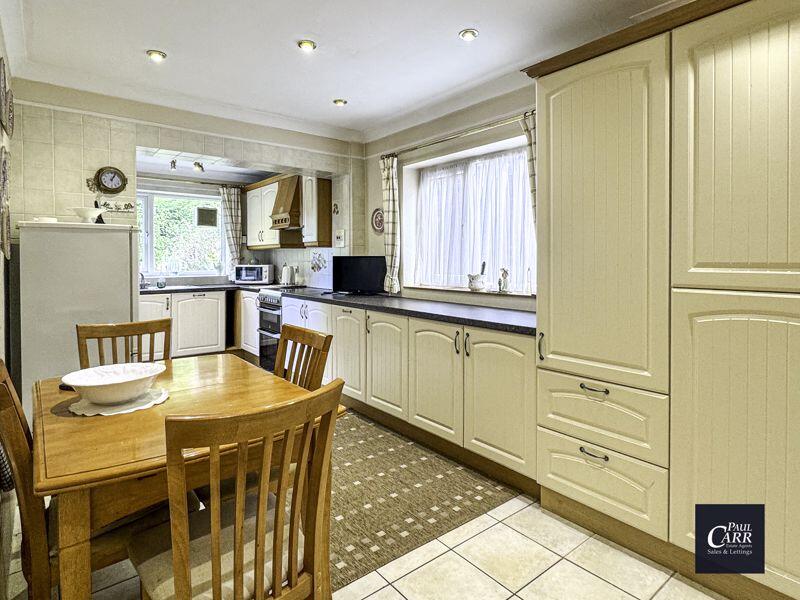 Julian Close, Great Wyrley, WS6 6NP photo 2