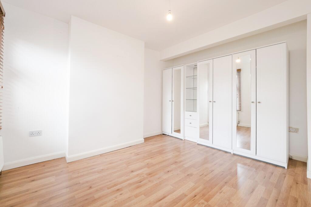 Apartment in London, Forest Gate - View 6