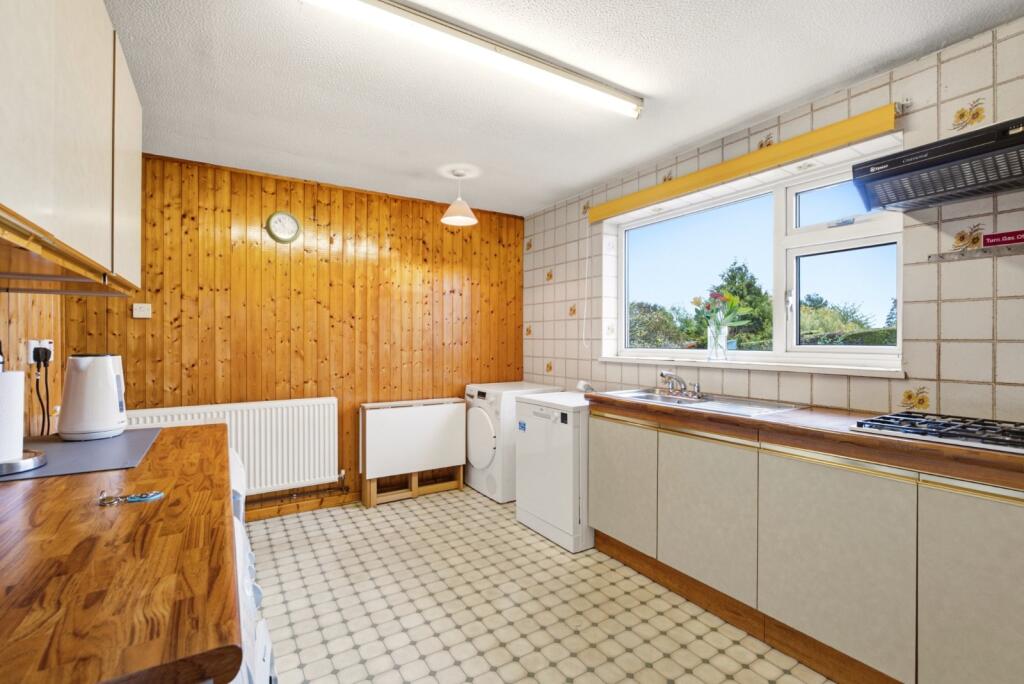House in St Albans, St Stephen - More