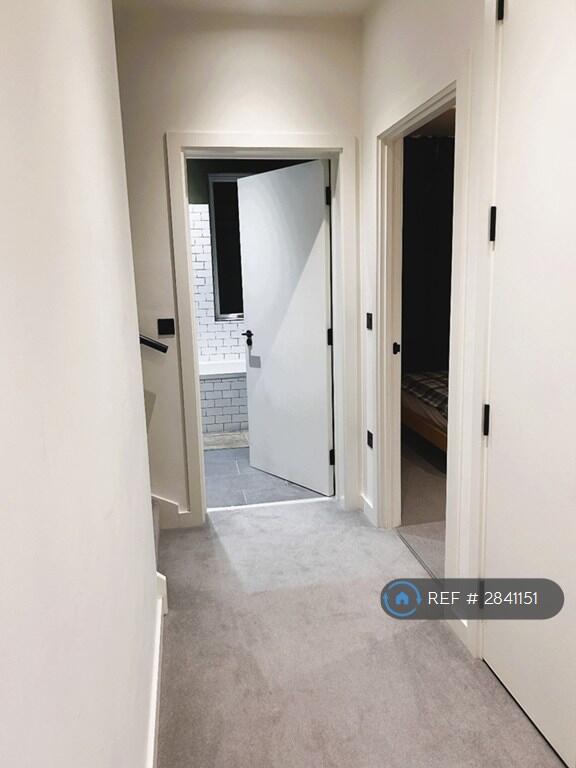 Additional image 12 of Port Loop, Birmingham, B16
