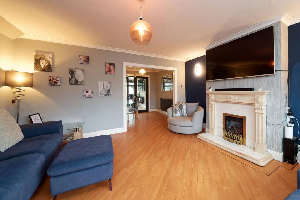 House in Paisley, Renfrewshire - View 4