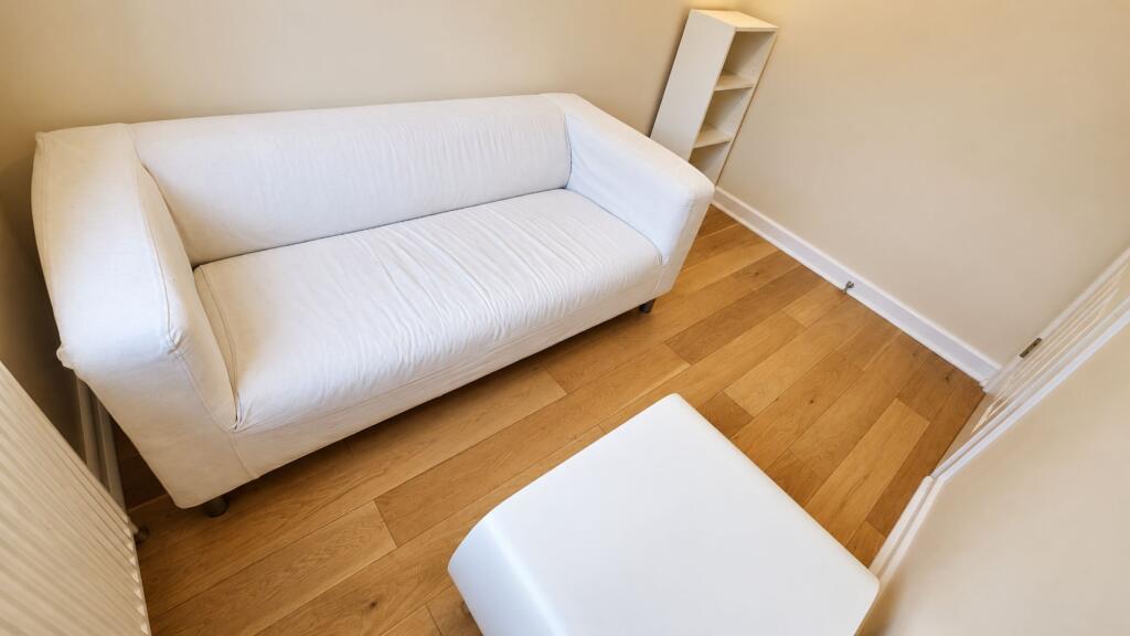 Apartment in London - View 3