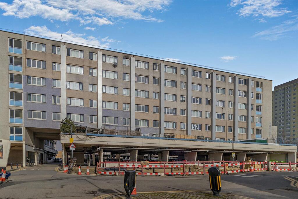 Main image of property: Gloucester Road, London