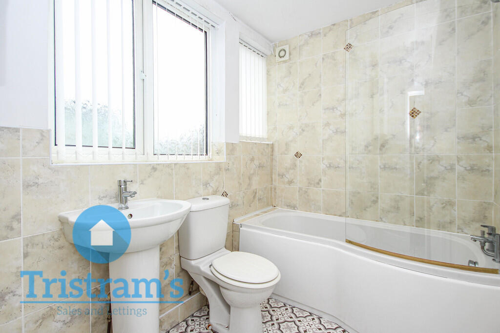 House in Nottingham, Hockley, Sneinton - More