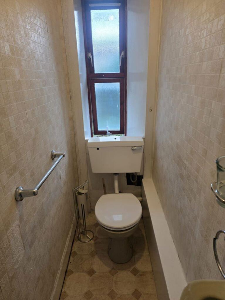 Apartment in Glasgow - More