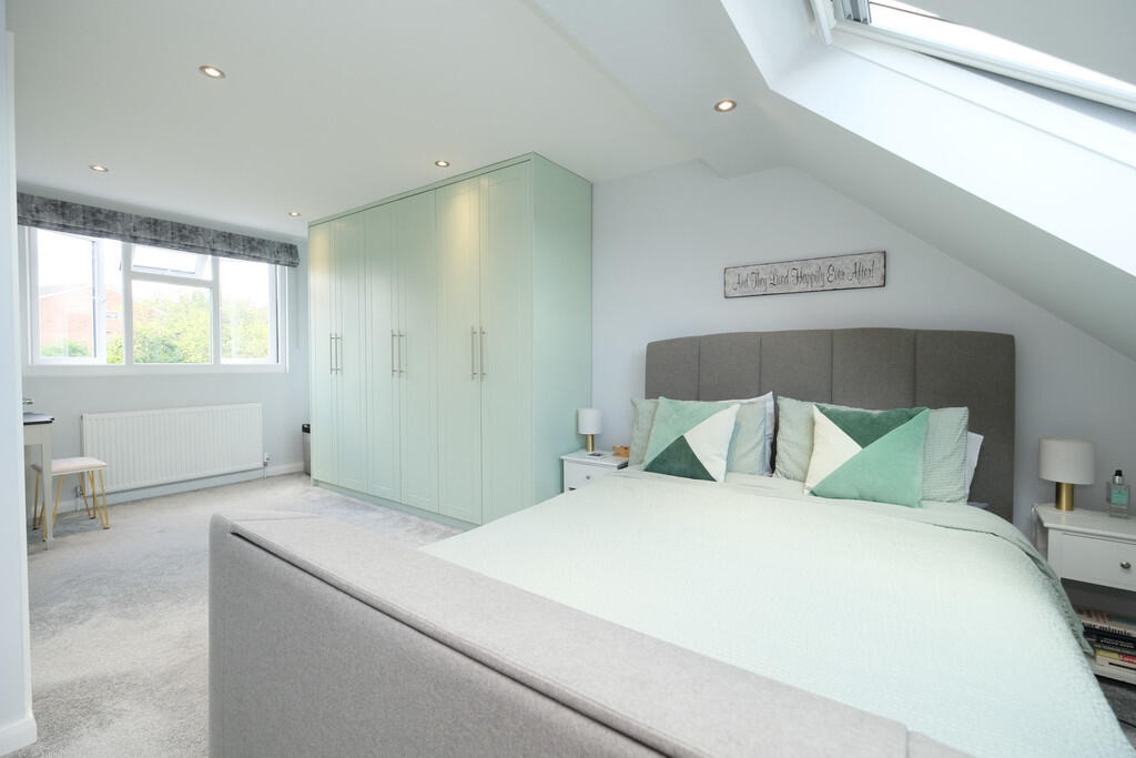 House in Orpington - View 3