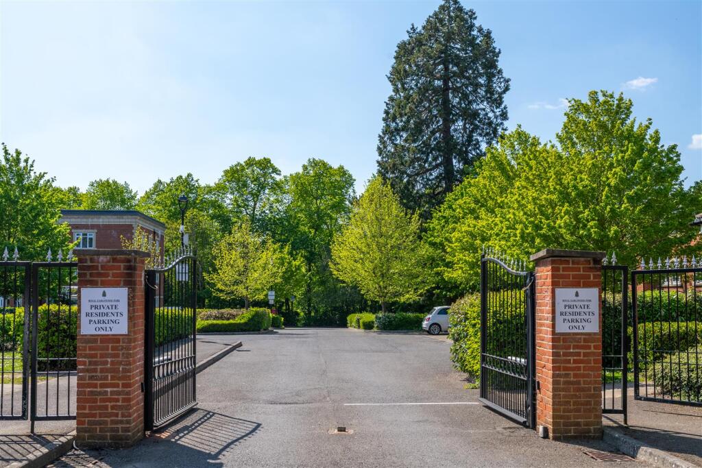 Property photo 11