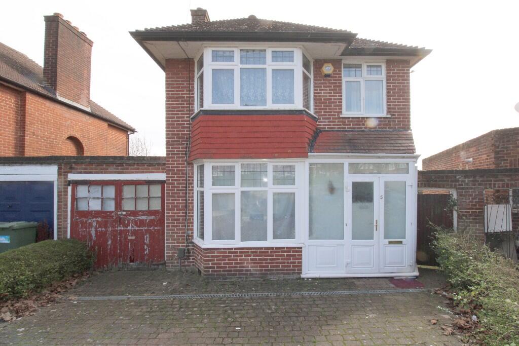 Main image of property: Melrose Gardens, Edgware, Middlesex, HA8
