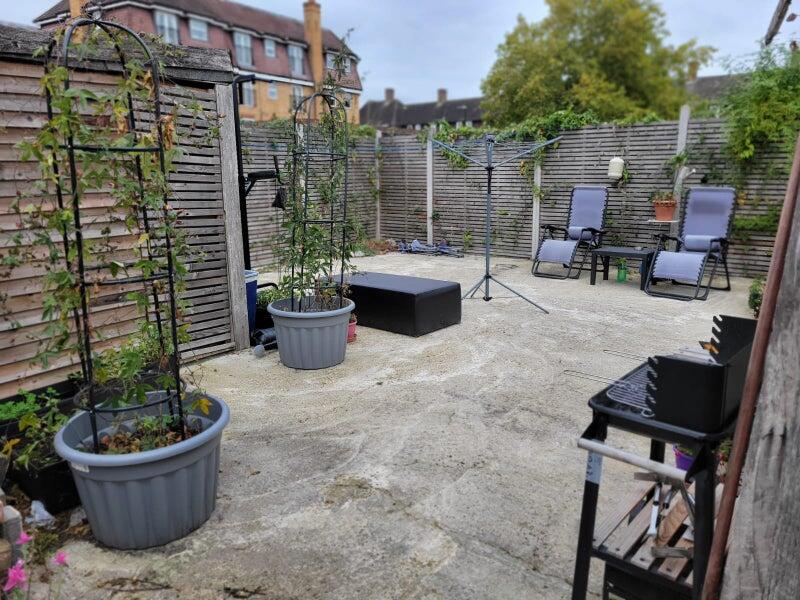 Main image of property: Morden, SM4