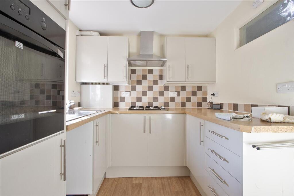 Apartment in Sheffield - View 4