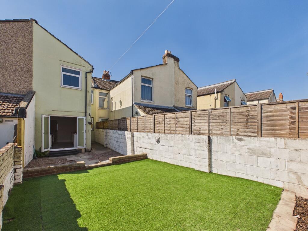 House in Portsmouth - View 3