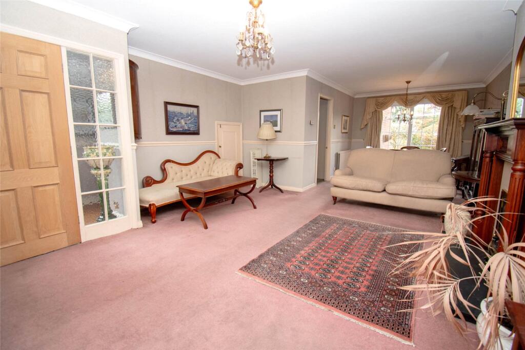 House in Wirral, Liverpool City Region - View 3