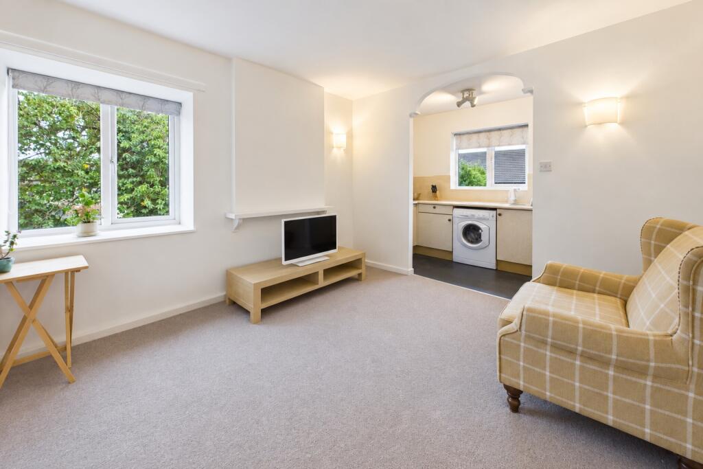 Apartment in Bradford - View 2