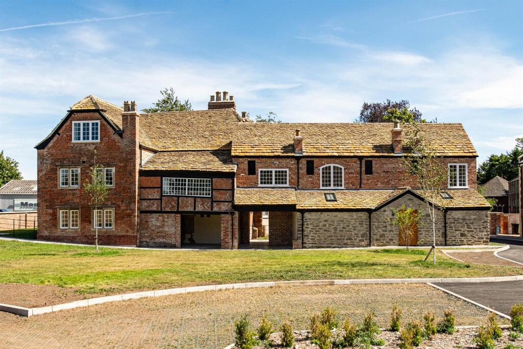 Polebarn Road, Trowbridge
