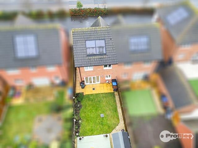 Ferry Pickering Close, Hinckley photo 4