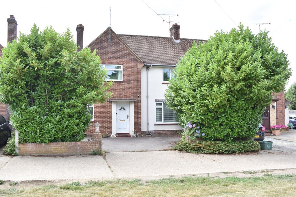 Main image of property: Beehive Lane, Great Baddow, CM2 9RX