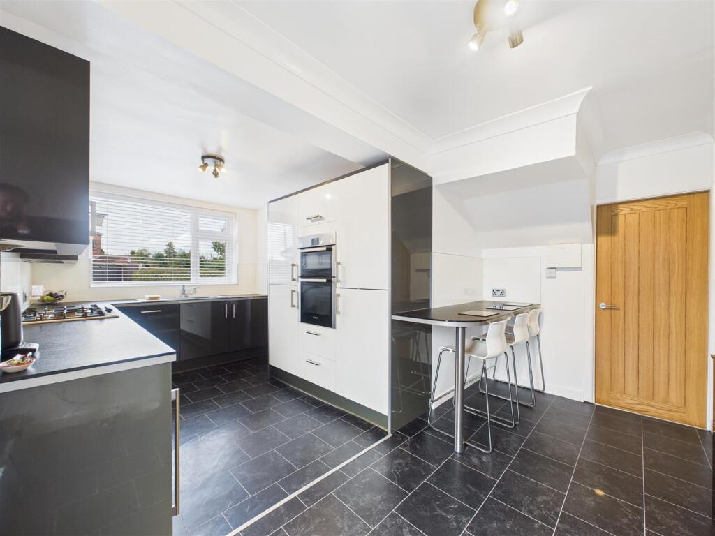 House in Anlaby - View 3