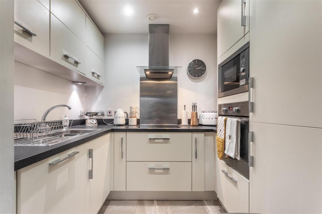 Apartment in Newcastle upon Tyne - More