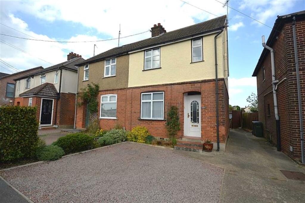 3-bed semi-detached on Francis Road, Braintree, Essex, CM7, £300,000