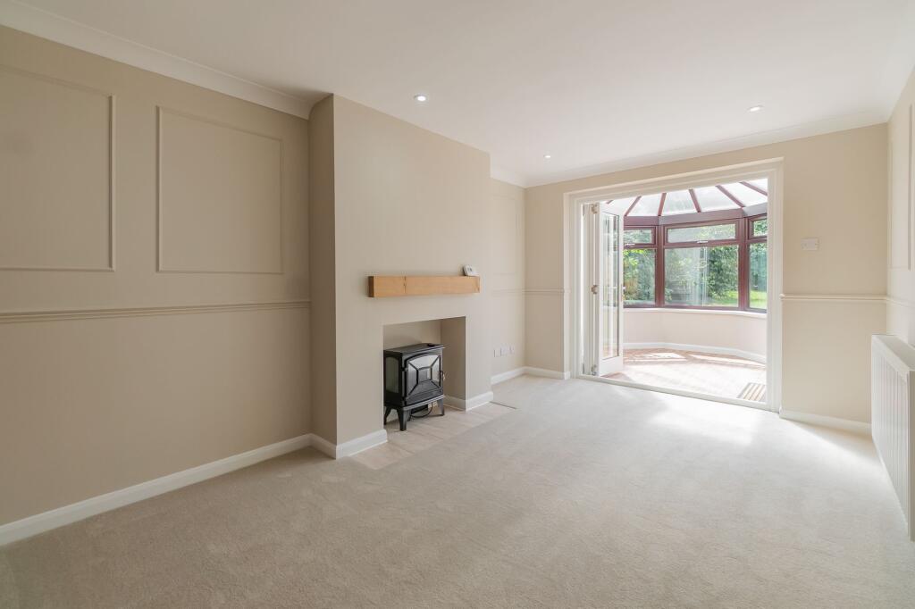 Main image of property: Woodbank, Burbage, LE10