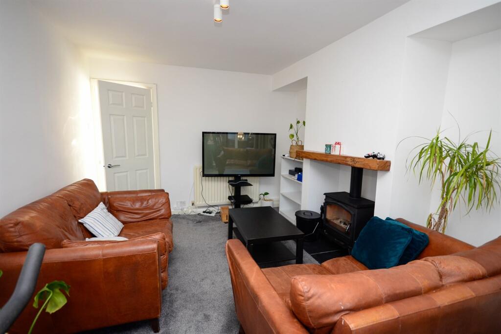 House in Newcastle upon Tyne - More