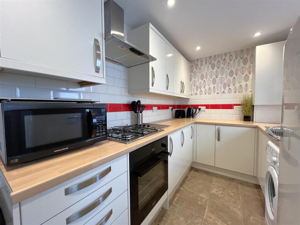 House in Weymouth, Dorset - More