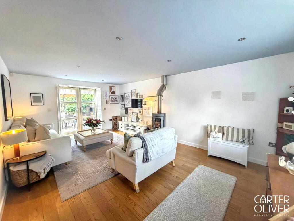 House in Harborough, Cotesbach - More