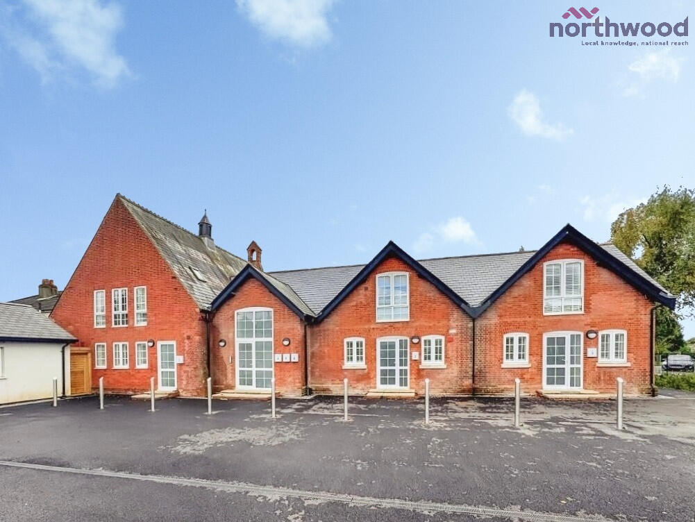 Main image of property: 17 Warren Avenue, Maybush, Southampton, SO16