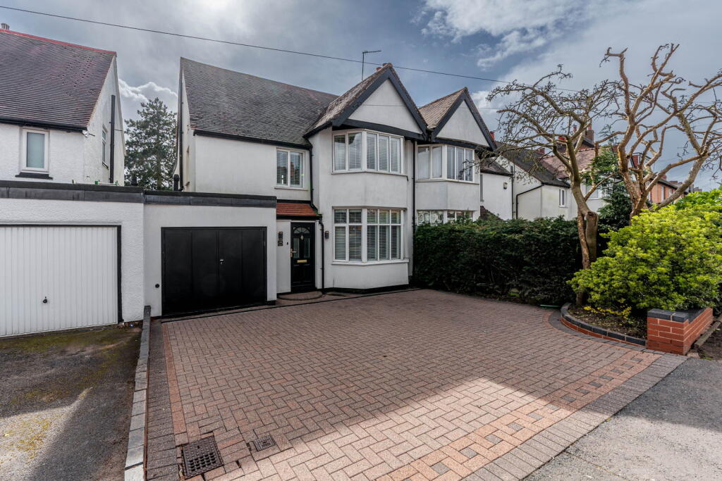 Main image of property: Mere Green Road, Four Oaks, Sutton Coldfield, B75
