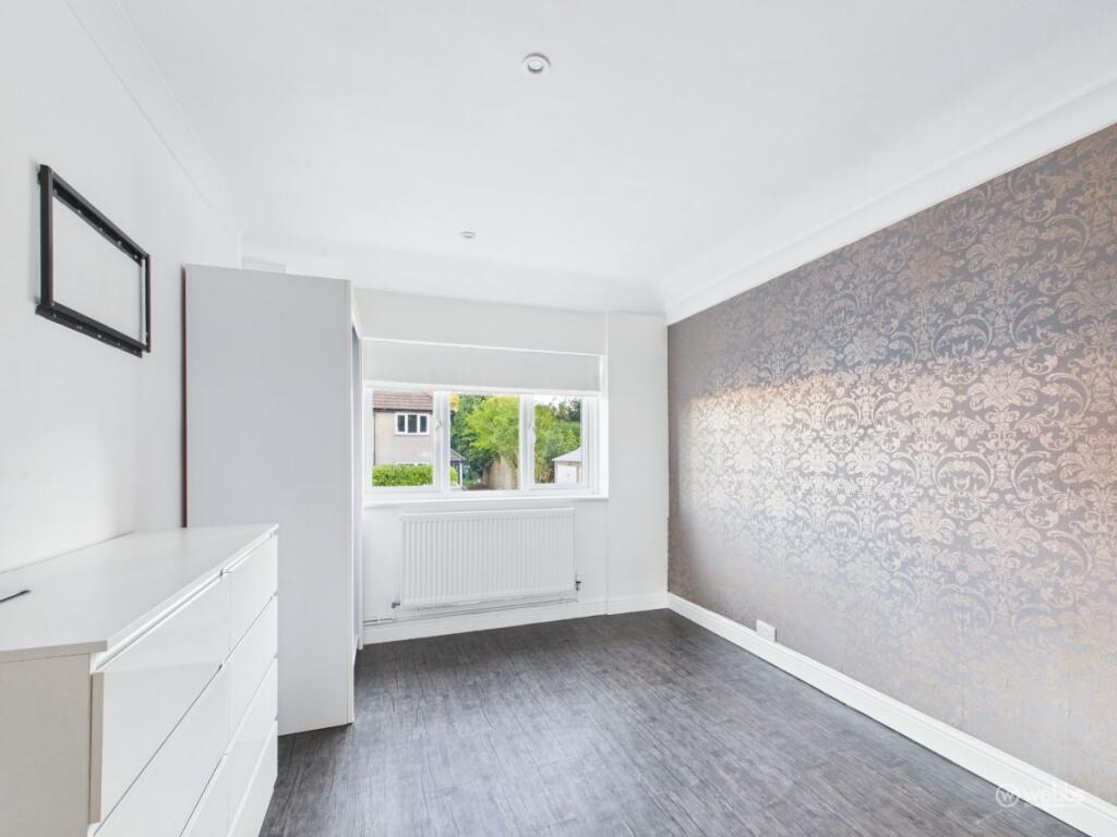 Apartment in Tandridge, Caterham-on-the-Hill - View 5