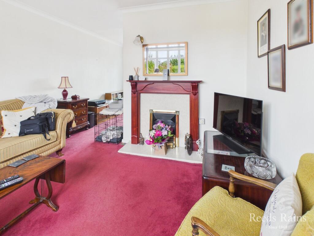 Ellerton Road, Stockton-on-Tees, Durham, TS18 photo 2