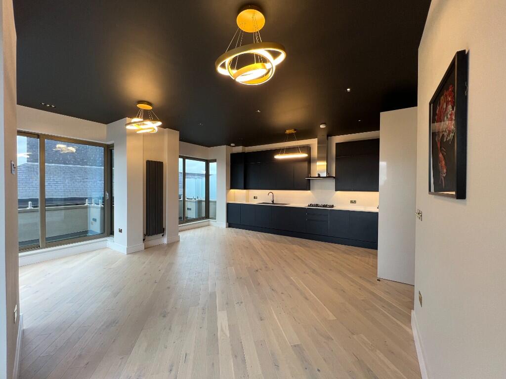 Main image of property: The Penthouse, Whetstone, High Road, London, N20