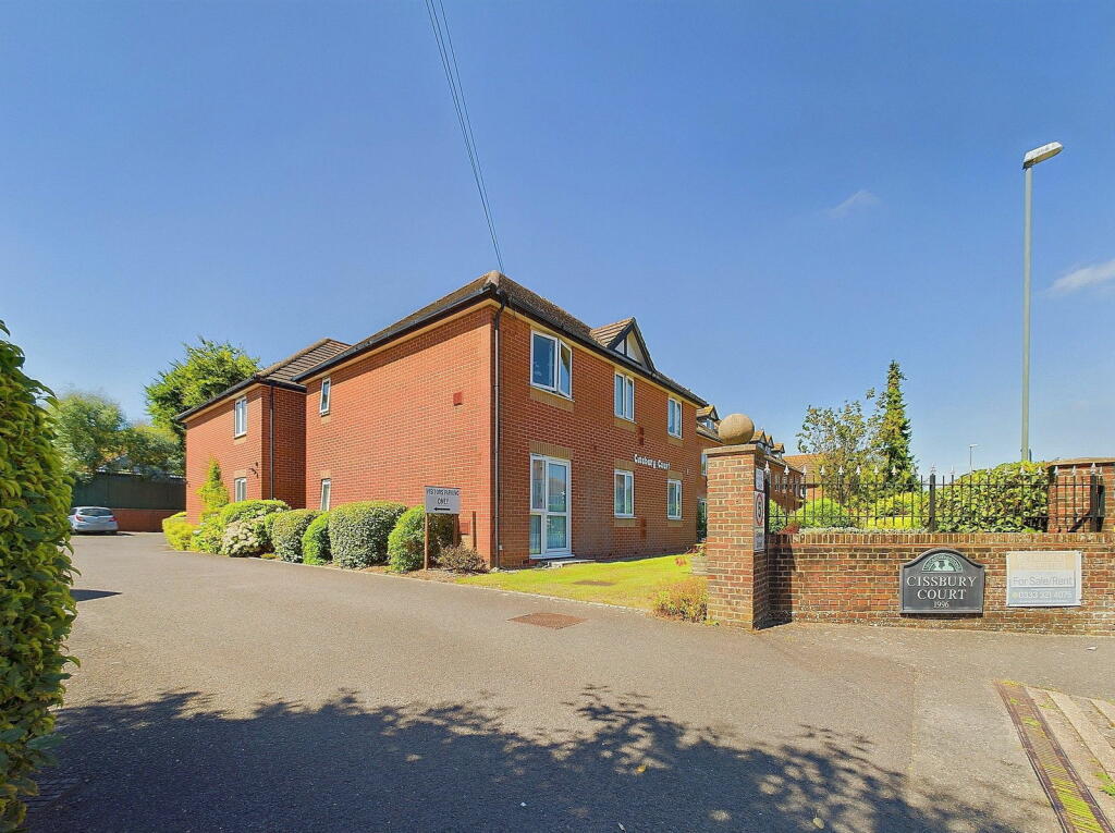 Main image of property: Cissbury Court, Findon Road, Worthing BN14 0BF