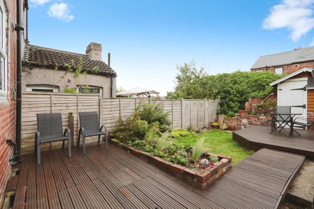House in Sheffield, Woodseats - View 4