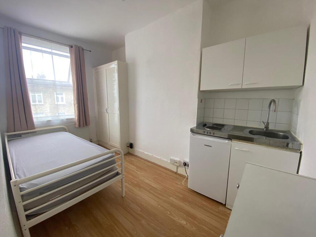 Main image of property: ALL BILLS & WIFI INCLUDED - Rock Street, London, N4