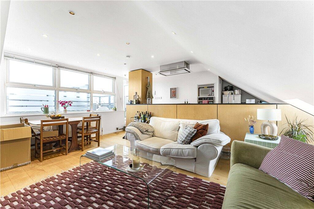 Main image of property: Cleveleys Road, London, E5