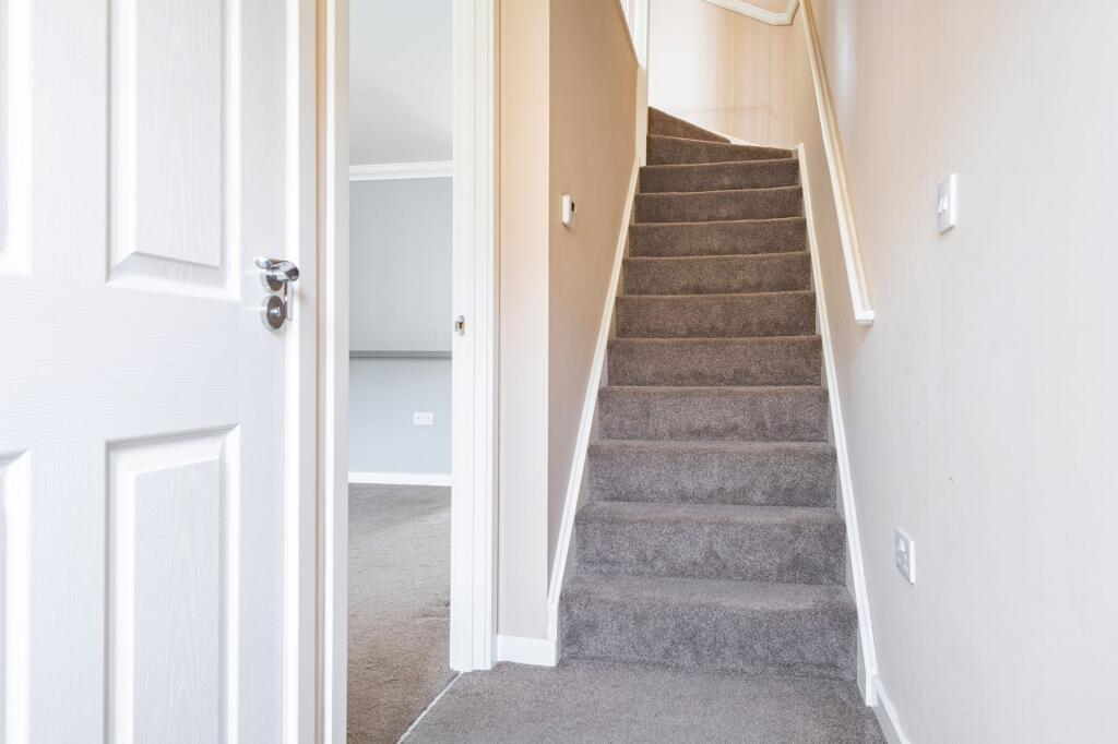 House in East Suffolk, Oulton - More