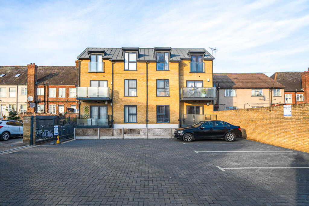Main image of property: Bellegrove Road, Welling